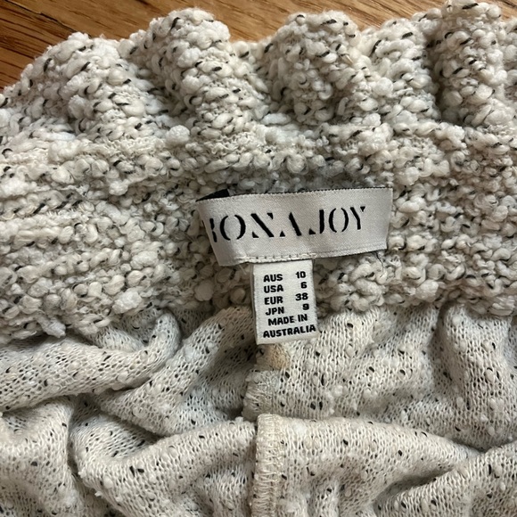 Shona Joy white and tweed high waisted paper bag shorts - Picture 2 of 4